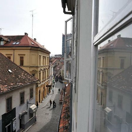 Apartment Bobi City Centre Загреб Екстериор снимка