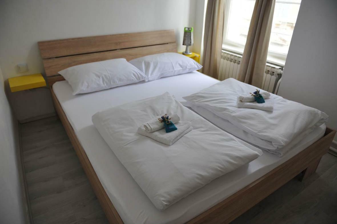 Apartment Bobi City Centre Загреб Екстериор снимка